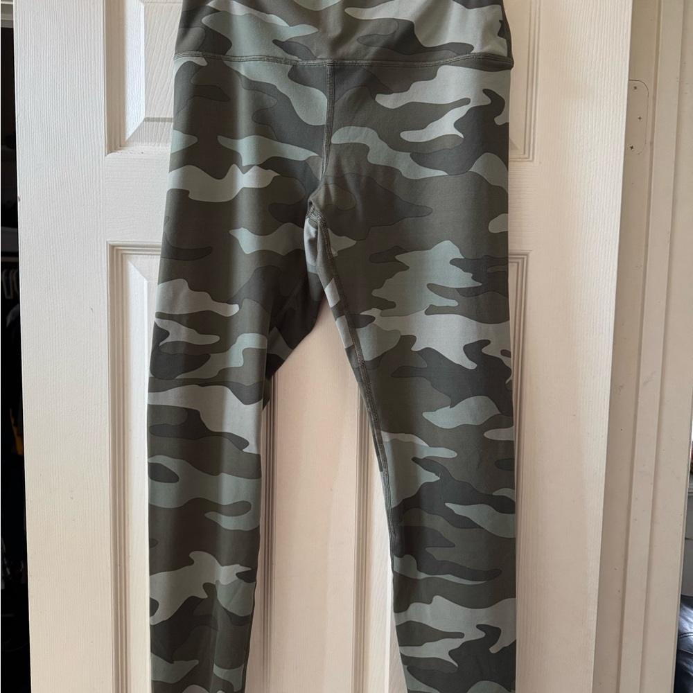 Womens Camouflage Leggings